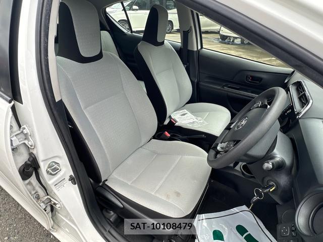 Toyota AQUA 2021-06 8006618-10