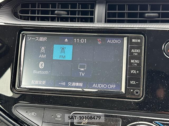 Toyota AQUA 2021-06 8006618-3
