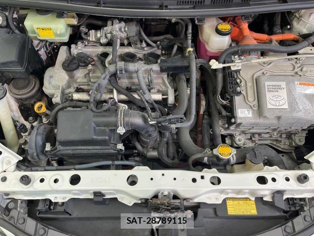Toyota AQUA 2014-06 8007213-17