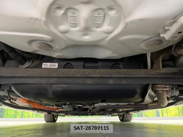 Toyota AQUA 2014-06 8007213-18