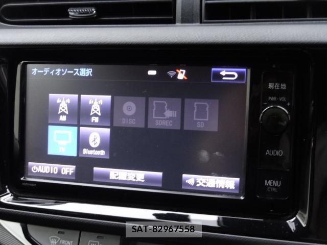 Toyota AQUA 2015-12 8007316-17