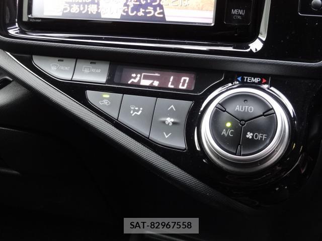 Toyota AQUA 2015-12 8007316-19