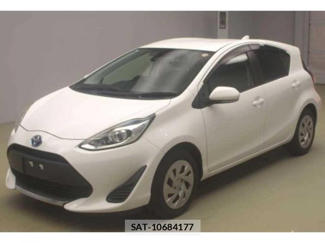 Toyota AQUA 2021-06 8008159-0