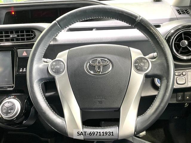 Toyota AQUA 2015-06 8008550-10
