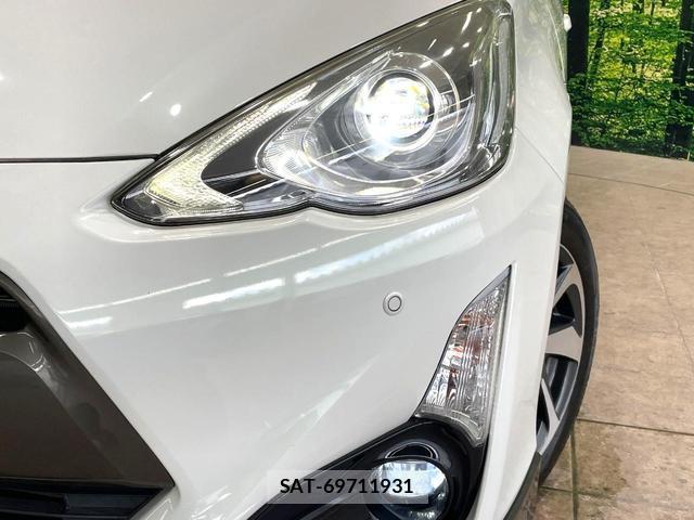 Toyota AQUA 2015-06 8008550-11