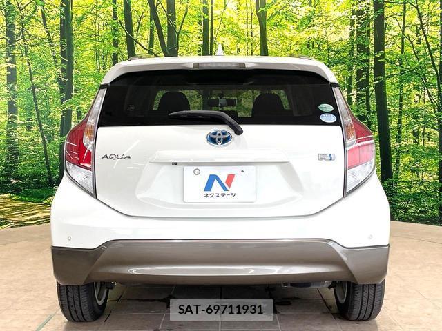 Toyota AQUA 2015-06 8008550-14