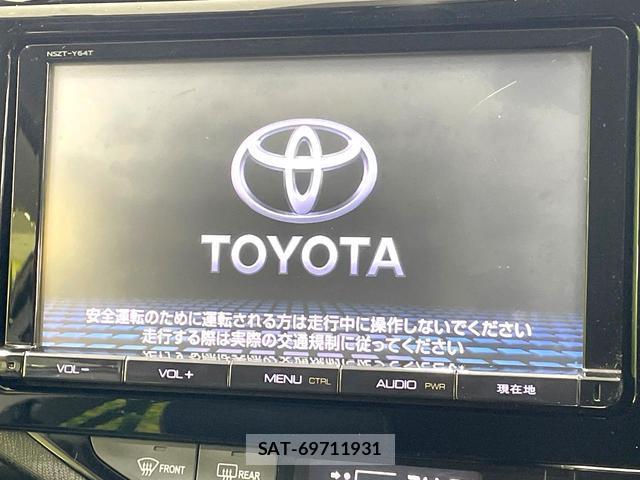 Toyota AQUA 2015-06 8008550-2