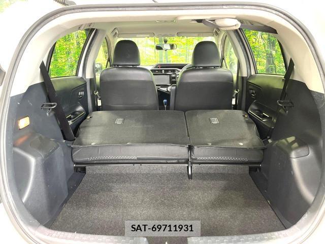 Toyota AQUA 2015-06 8008550-9