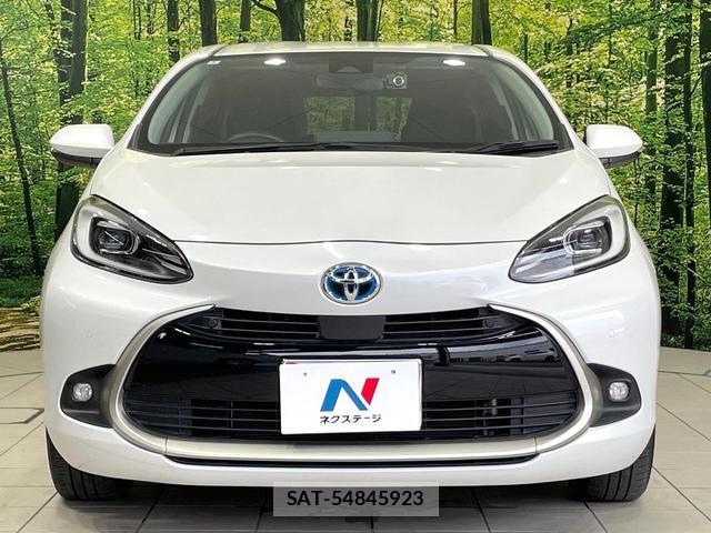 Toyota AQUA 2023-01 8010453-13