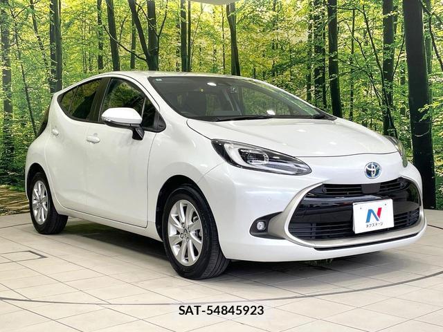 Toyota AQUA 2023-01 8010453-15