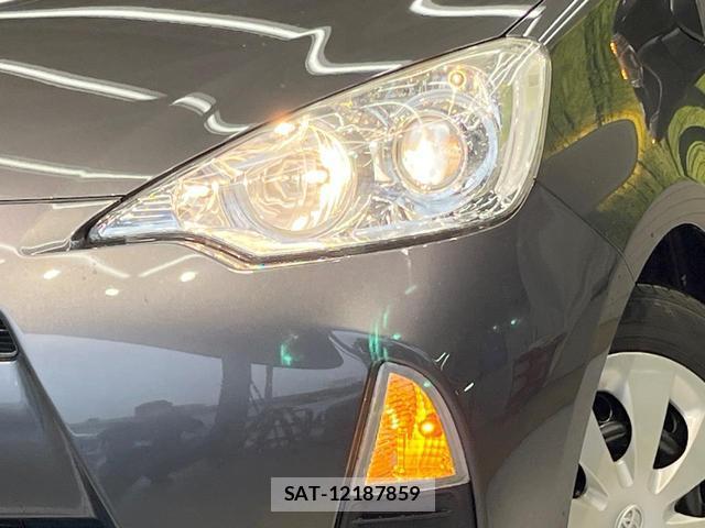 Toyota AQUA 2014-08 8011102-11