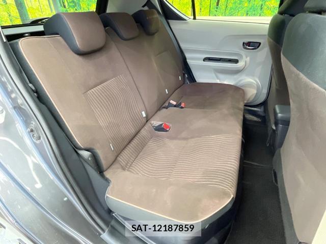 Toyota AQUA 2014-08 8011102-8
