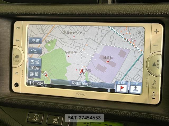Toyota AQUA 2012-07 8011367-2