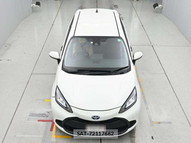 Toyota AQUA 2023-06 8011564-7