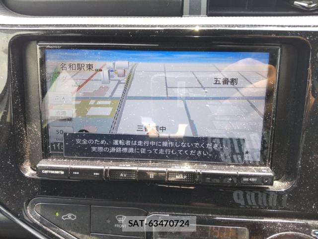 Toyota AQUA 2021-06 8012086-10