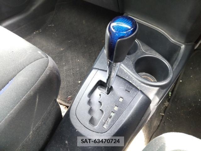 Toyota AQUA 2021-06 8012086-11