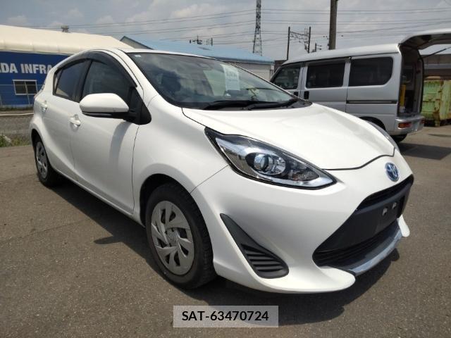 Toyota AQUA 2021-06 8012086-3