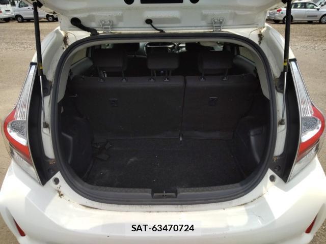 Toyota AQUA 2021-06 8012086-7