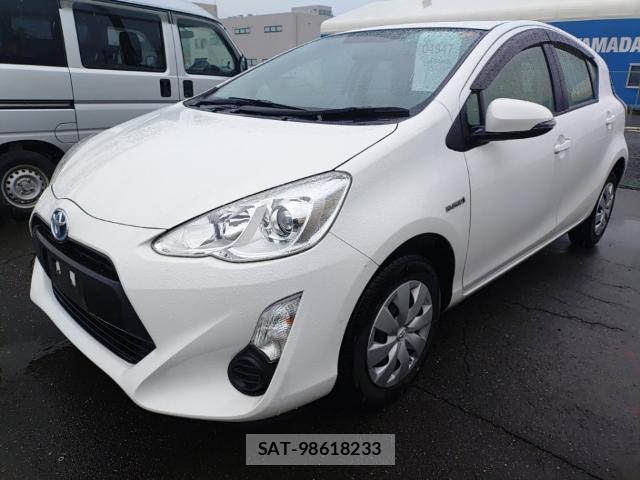 Toyota AQUA 2015-07 8012101-0