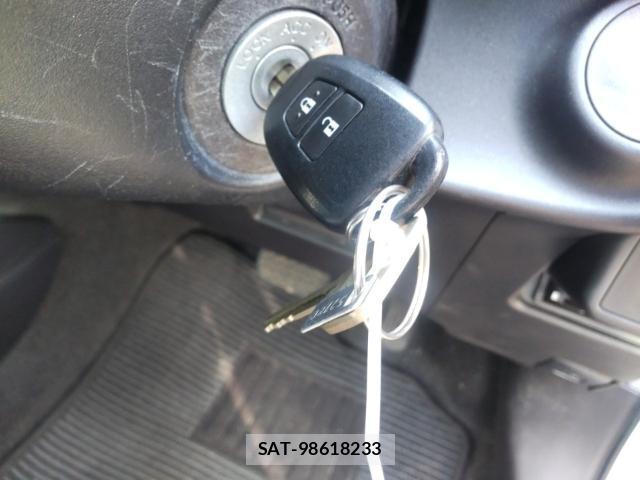 Toyota AQUA 2015-07 8012101-14