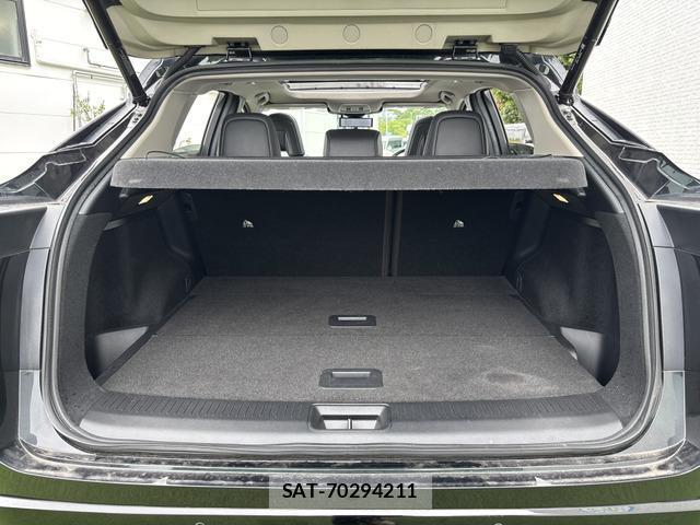Nissan Ariya 2023-04 8011767-13