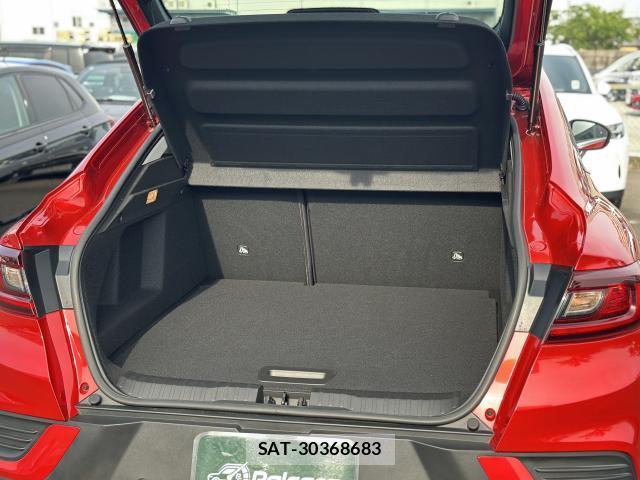 Renault Arkana 2025-03 8007833-12