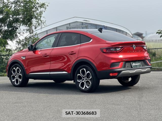 Renault Arkana 2025-03 8007833-19