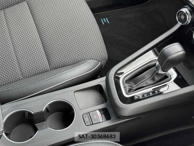 Renault Arkana 2025-03 8007833-6