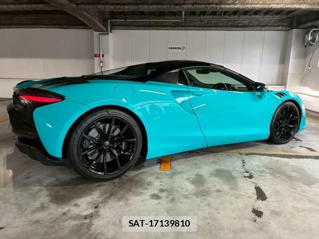 McLaren Artura 2024-07 8007520-17