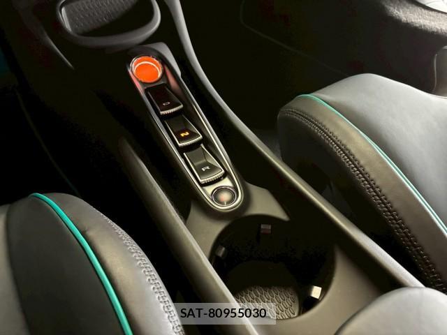McLaren Artura 2024-07 8007521-13