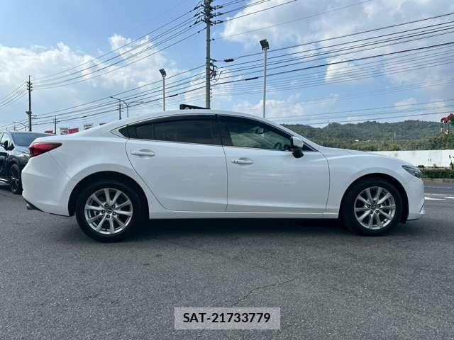Mazda ATENZA 2017-02 8003900-3