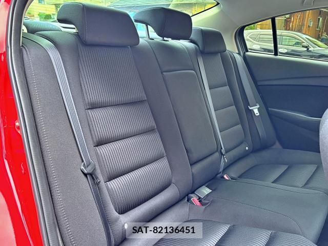 Mazda ATENZA 2013-02 8006692-3
