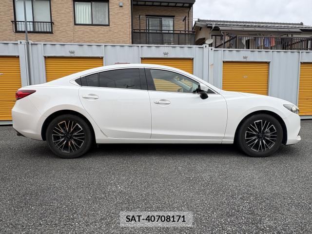 Mazda ATENZA 2013-05 8008369-3