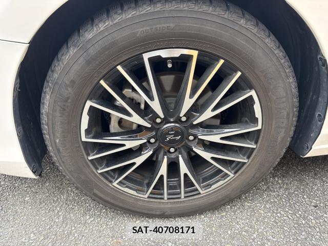Mazda ATENZA 2013-05 8008369-8