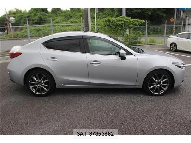 Mazda ATENZA 2016-08 8008448-8