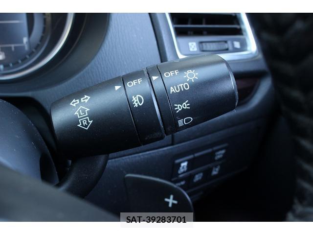 Mazda ATENZA 2012-11 8010760-18