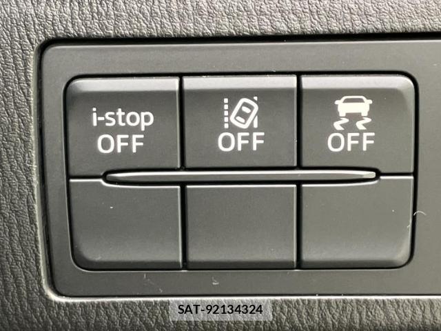 Mazda ATENZA 2017-03 8012268-14