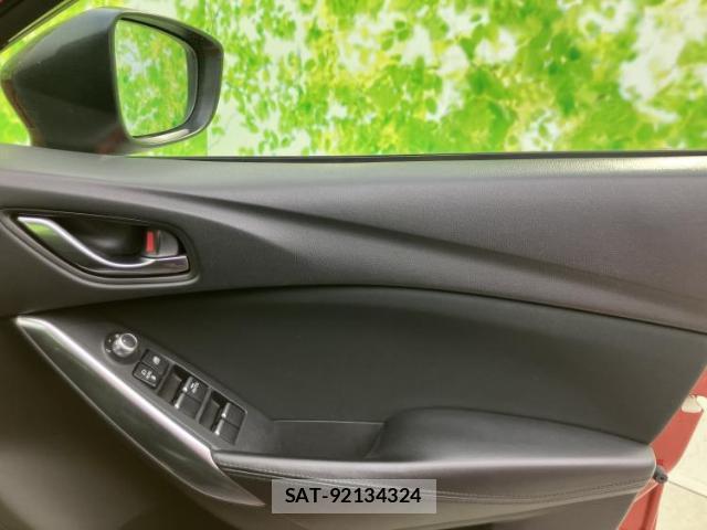 Mazda ATENZA 2017-03 8012268-16
