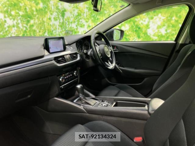 Mazda ATENZA 2017-03 8012268-5