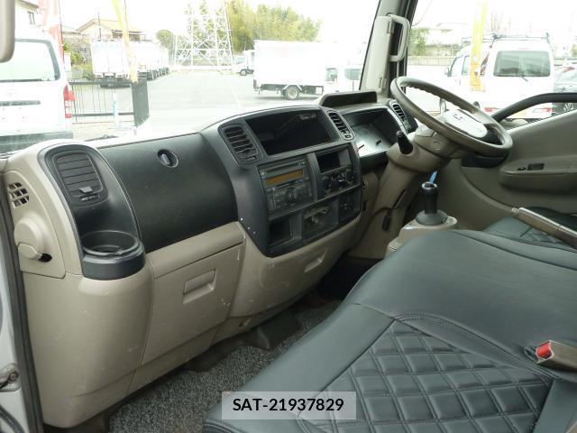 Nissan ATLAS 2008-05 8002973-18