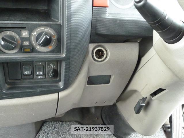 Nissan ATLAS 2008-05 8002973-2