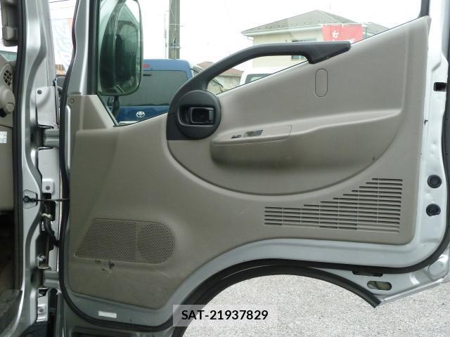 Nissan ATLAS 2008-05 8002973-6