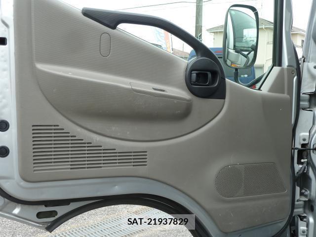 Nissan ATLAS 2008-05 8002973-7