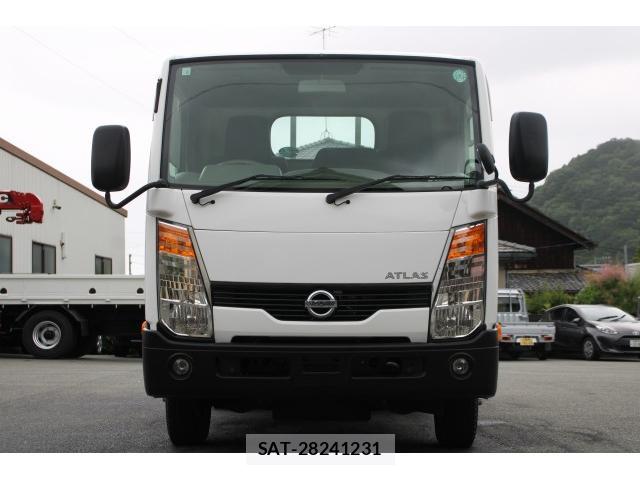 Nissan ATLAS 2015-06 8003170-1