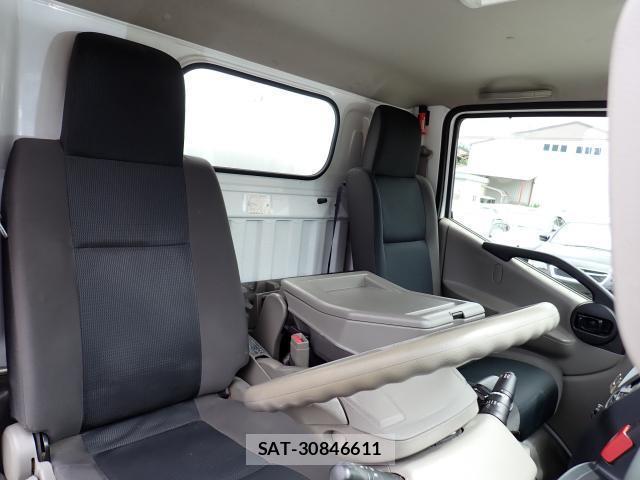 Nissan ATLAS 2016-07 8004012-2