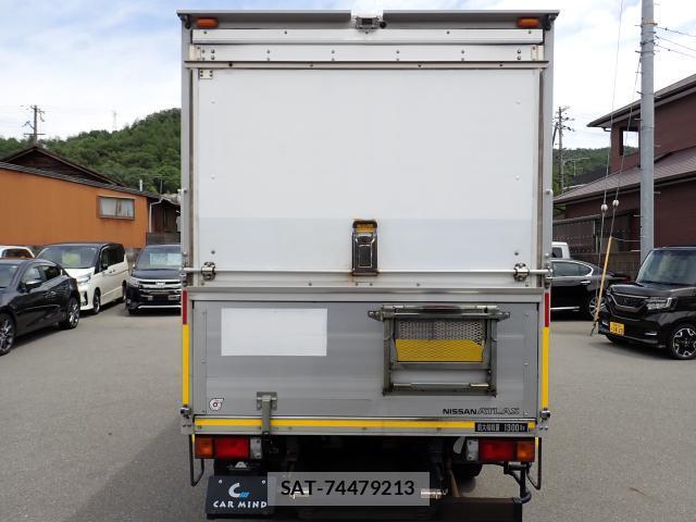 Nissan ATLAS 2015-06 8004014-1