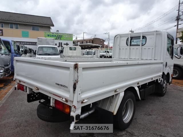 Nissan ATLAS 2013-06 8004129-13
