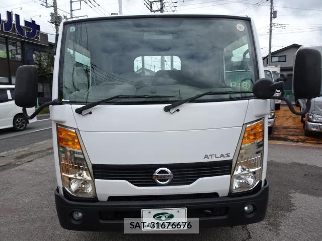 Nissan ATLAS 2013-06 8004129-9