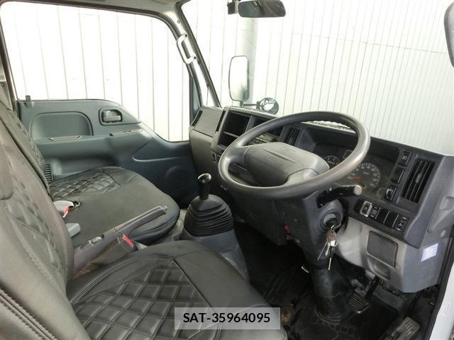 Nissan ATLAS 2012-09 8004541-11