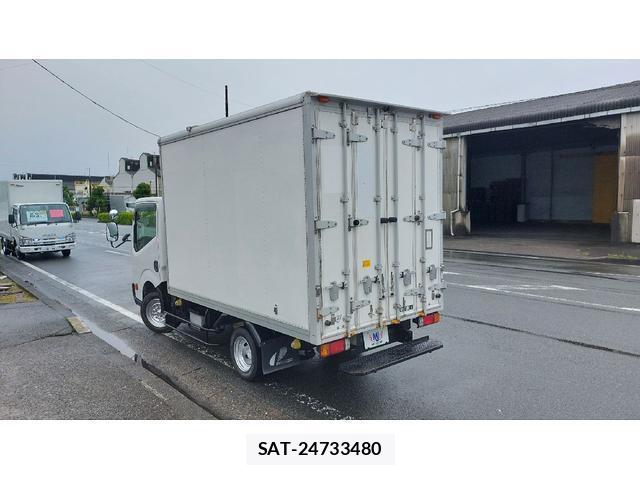Nissan ATLAS 2015-02 8006293-1